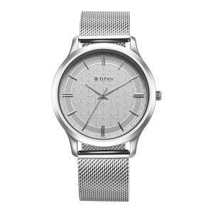 Titan Karishma 1825SM09 Quartz Men’s Watch Silver Dial Stainless Steel Strap